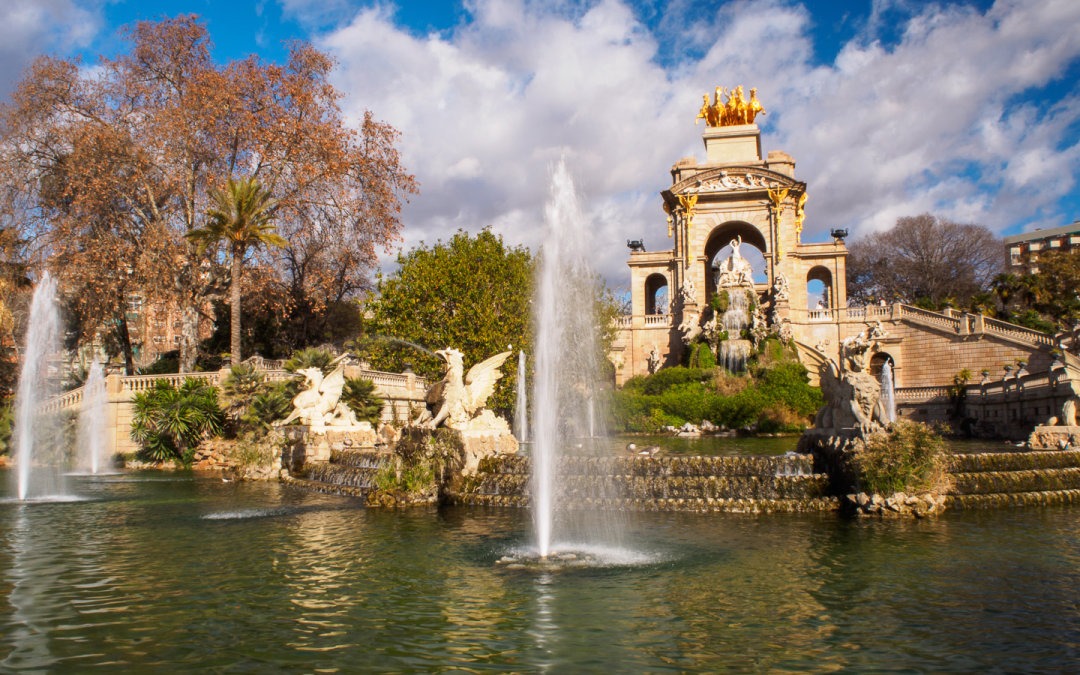 Przyjemny spacer i dwie imponujące budowle – Parc de la Ciutadella w Barcelonie